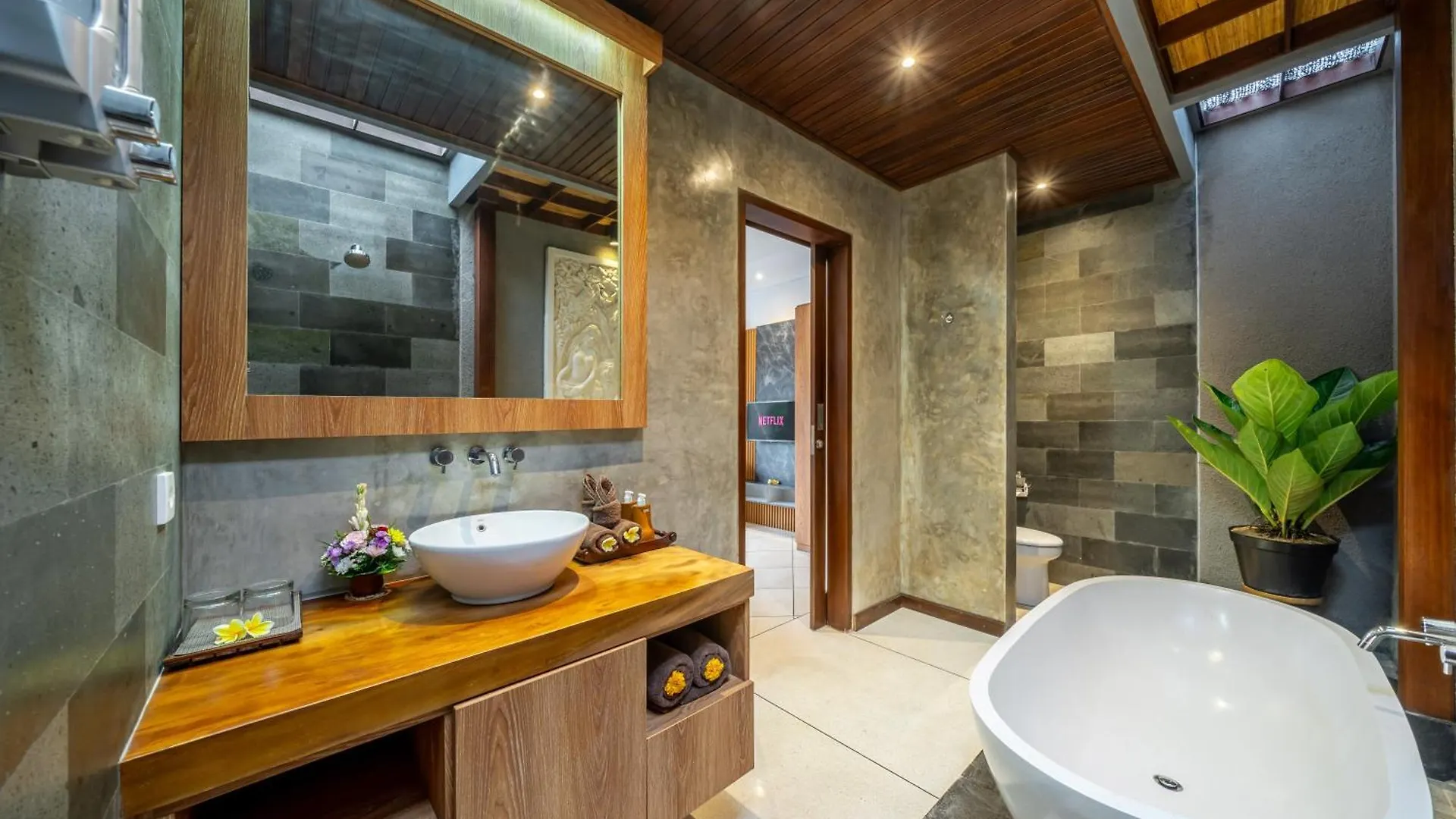 סמיניאק Villa Md 2 Stylish 3 Bedroom W/ Sunny Pool At Prime Eat Street