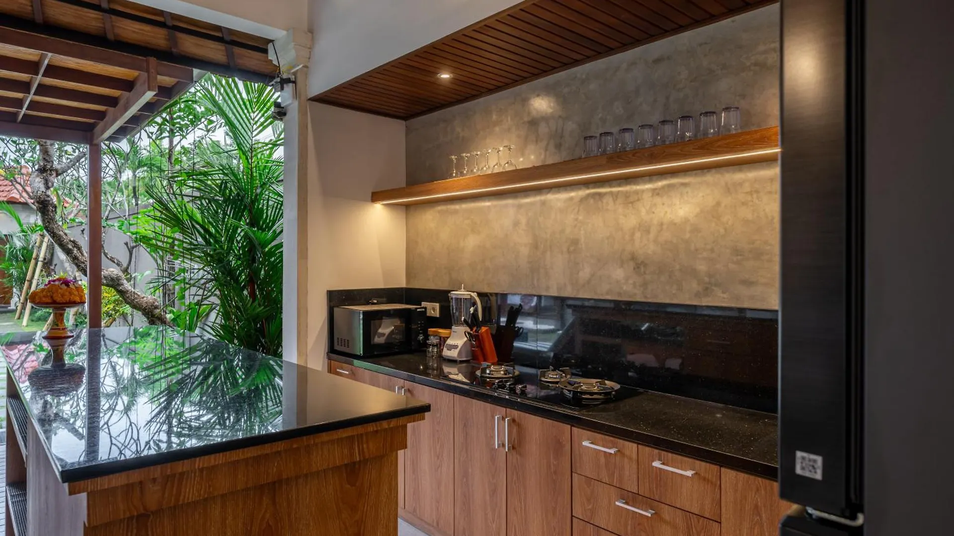 Villa Md 2 Stylish 3 Bedroom W/ Sunny Pool At Prime Eat Street Seminyak Indonesia