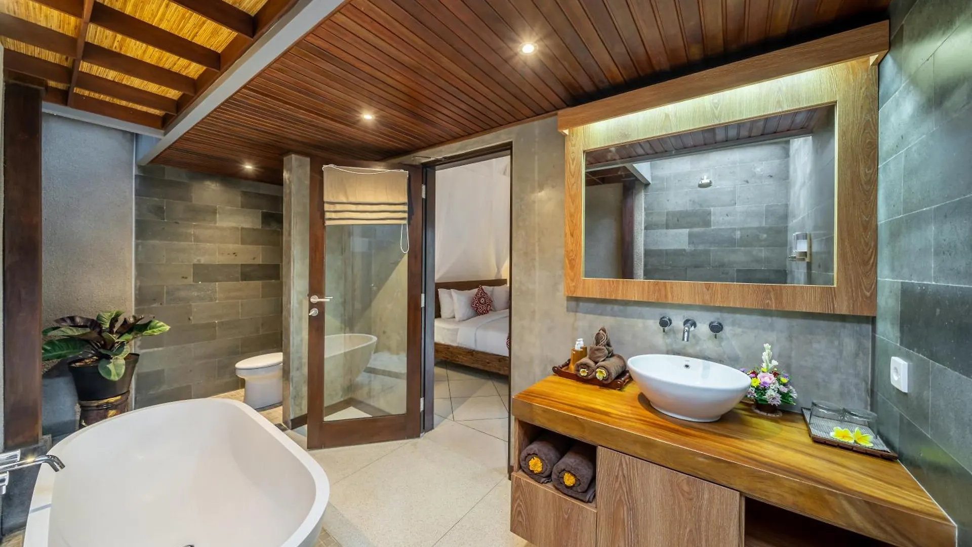 Villa Md 2 Stylish 3 Bedroom W/ Sunny Pool At Prime Eat Street Seminyak 0*,  Indonesia